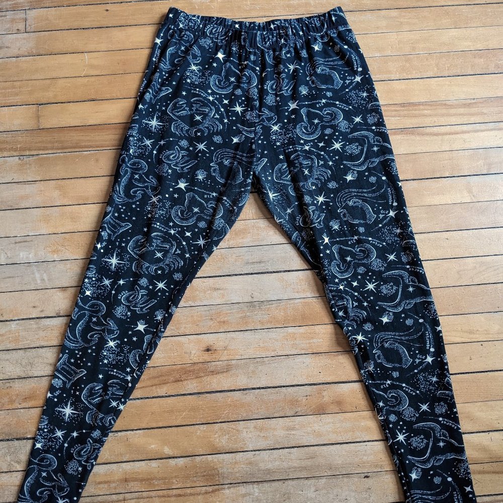 SweetLegs Plus Zodiac Horoscope Star Print Leggings